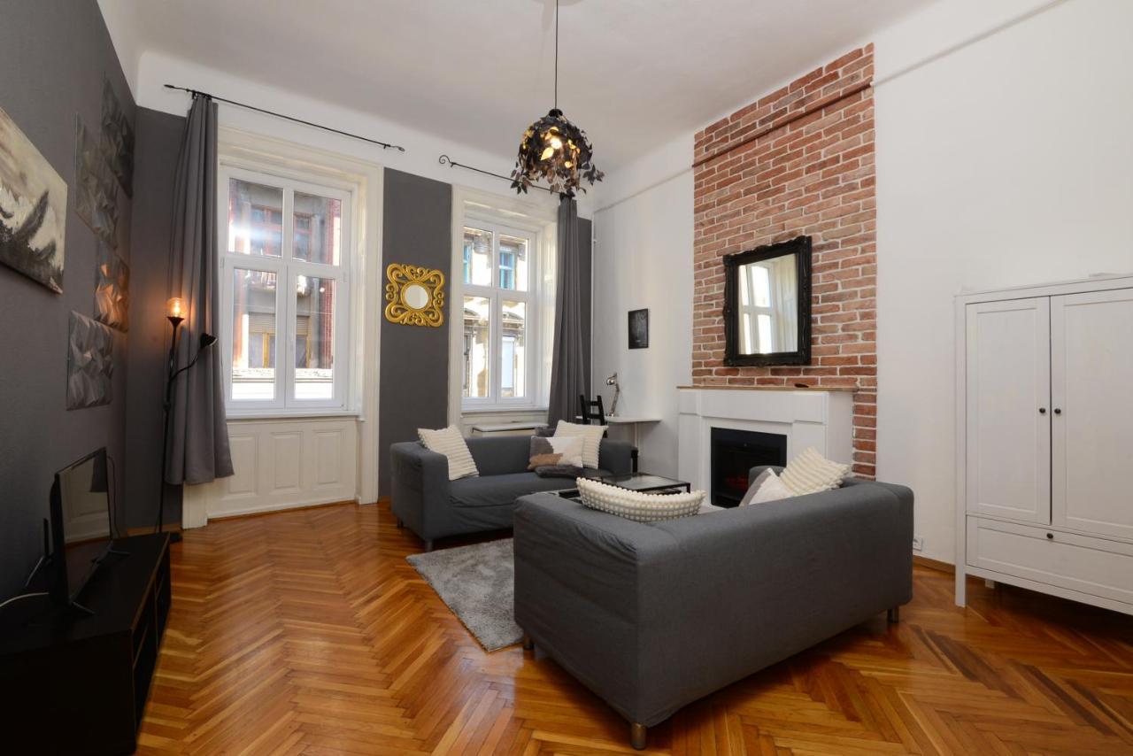 Your Place Apartman Budapest Ngoại thất bức ảnh