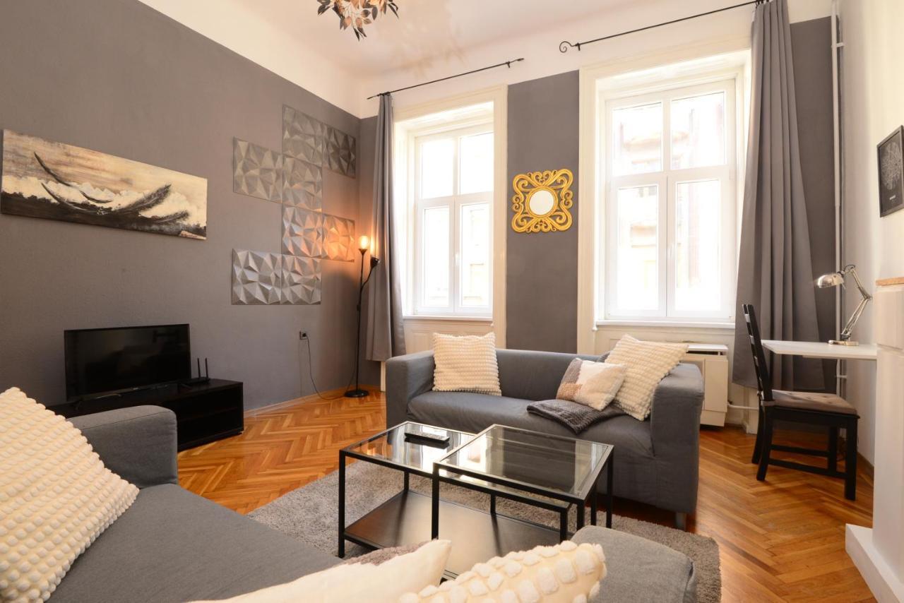 Your Place Apartman Budapest Ngoại thất bức ảnh